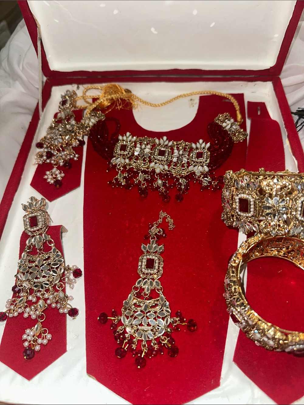 Women Jewelry Red and Gold Bridal Necklace Set